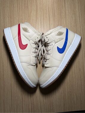 Air Jordan 1 Mid Utility GS 'Fleece'